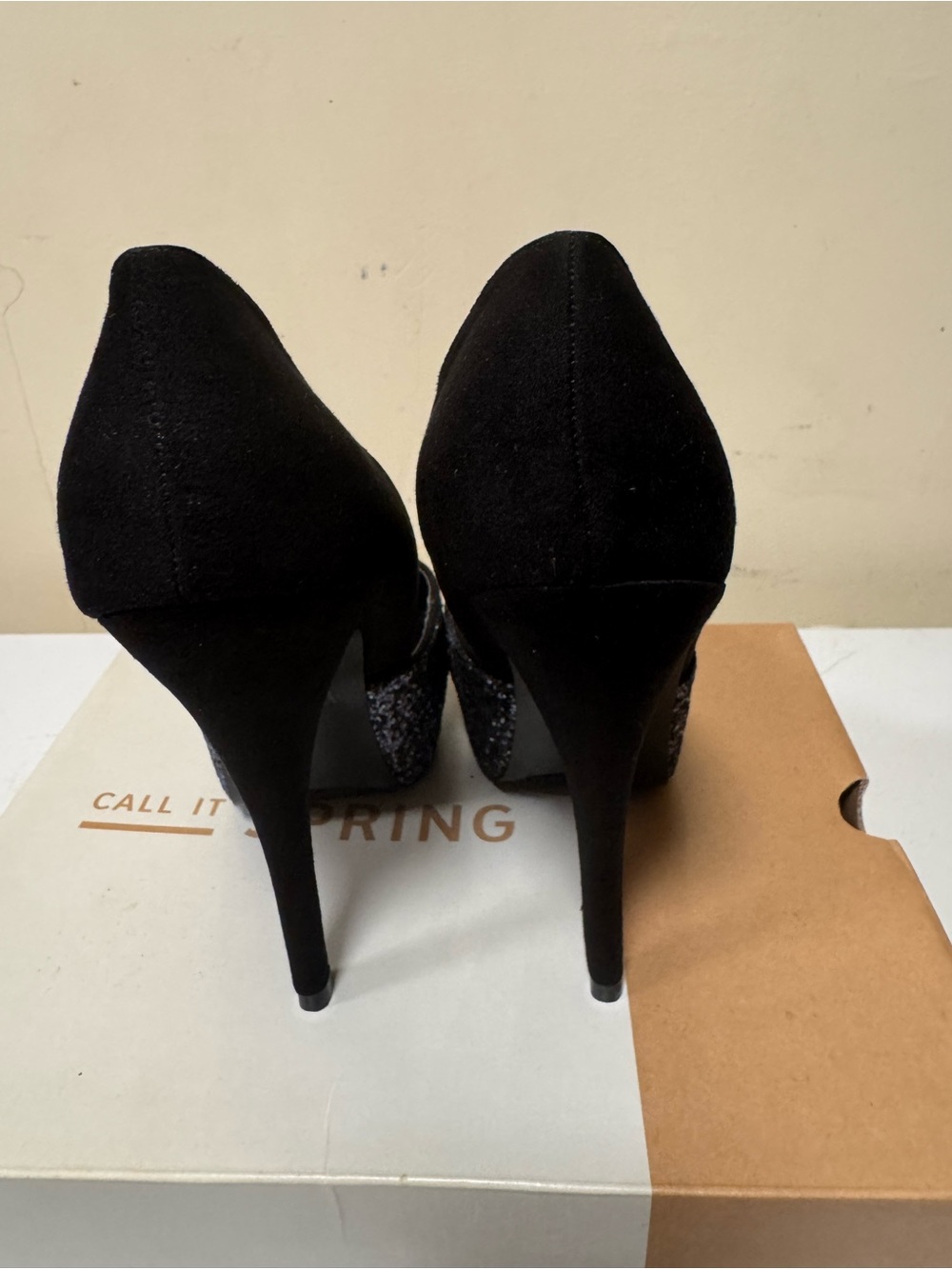 Black and Charcoal Glitter Women's High Heel Pumps - Picture 2 of 5